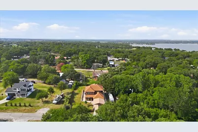 7200 Courtney Drive, Azle, TX 76020 - Photo 2