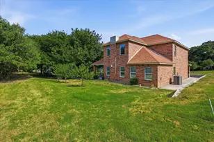 7200 Courtney Dr, Azle, TX 76020 - Photo 14