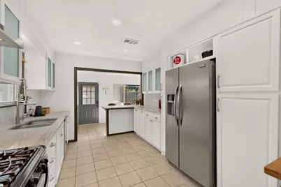 1732 S Edgefield Avenue, Dallas, TX 75224 - Photo 4