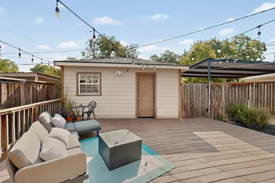 1732 S Edgefield Avenue, Dallas, TX 75224 - Photo 18