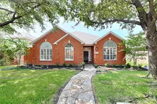 9718 Wolf Creek Dr, Irving, TX 75063 - Photo 1