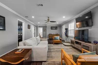1417 Hill Street, Grapevine, TX 76051 - Photo 8