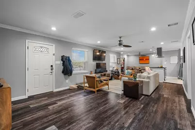 1417 Hill Street, Grapevine, TX 76051 - Photo 6