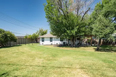 1417 Hill Street, Grapevine, TX 76051 - Photo 26