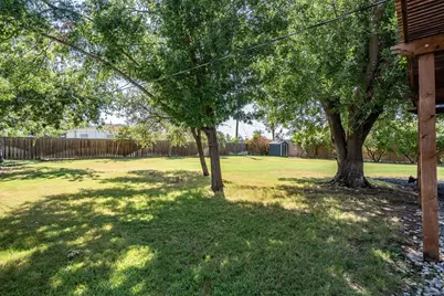 1417 Hill Street, Grapevine, TX 76051 - Photo 24