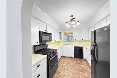 9314 Livenshire Drive, Dallas, TX 75238 - Photo 12