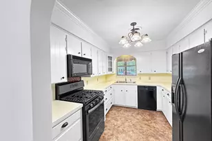 9314 Livenshire Dr, Dallas, TX 75238 - Photo 12