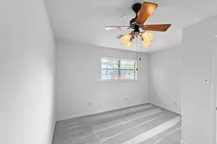 9314 Livenshire Dr, Dallas, TX 75238 - Photo 14