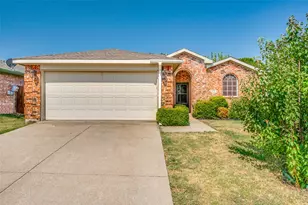 525 Port O'Conner Dr, Little Elm, TX 75068 - Photo 2