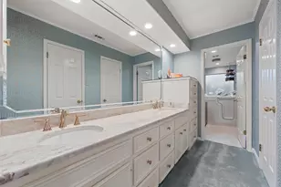 99 Sugar Creek Pl, Woodway, TX 76712 - Photo 18