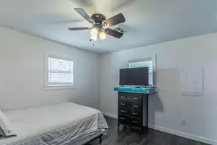 325 Grassy Wy, Elm Mott, TX 76640 - Photo 16