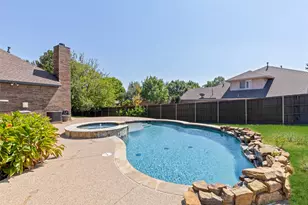 2601 Kimberly Dr, Grapevine, TX 76051 - Photo 24