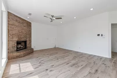 2601 Kimberly Drive, Grapevine, TX 76051 - Photo 10