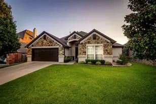 7208 Tour Trail, Benbrook, TX 76126 - Photo 2