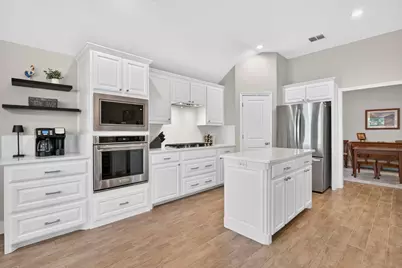 7208 Tour Trail, Benbrook, TX 76126 - Photo 14