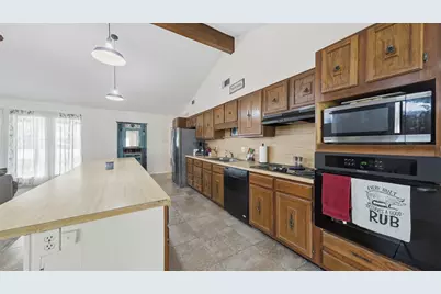 3904 Winding Way, Granbury, TX 76049 - Photo 18