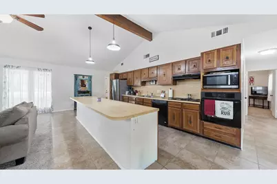 3904 Winding Way, Granbury, TX 76049 - Photo 14