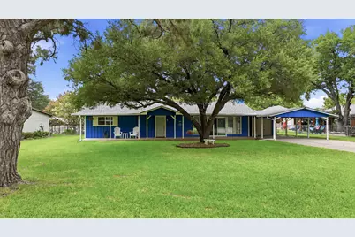 3904 Winding Way, Granbury, TX 76049 - Photo 1