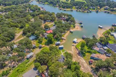 136 Deer Park Loop, Mabank, TX 75156 - Photo 18