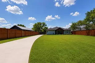 921 Delk Dr, Arlington, TX 76013 - Photo 8