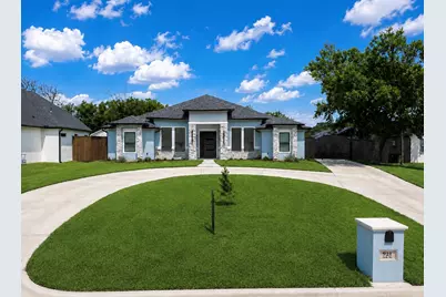 921 Delk Drive, Arlington, TX 76013 - Photo 2