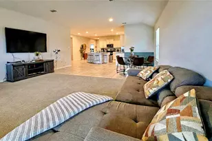 16628 Hay Vly Dr, Justin, TX 76247 - Photo 8