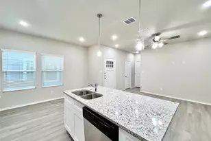 3501 E Renfro St, Burleson, TX 76028 - Photo 8