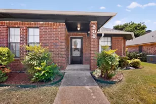 303 Stoneybrook Dr, Wylie, TX 75098 - Photo 2
