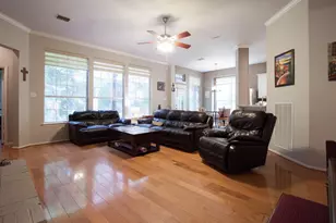 1409 Pearl River Dr, Flower Mound, TX 75028 - Photo 6