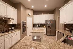 1409 Pearl River Dr, Flower Mound, TX 75028 - Photo 10