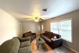 1528 E King St, Sherman, TX 75090 - Photo 4