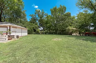 9506 Mercer Dr, Dallas, TX 75228 - Photo 18
