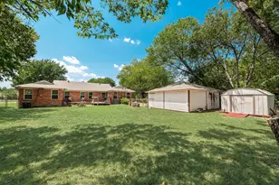 9506 Mercer Dr, Dallas, TX 75228 - Photo 20