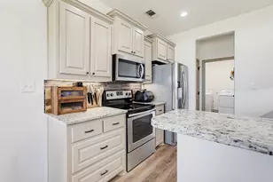 121 Walnut St, Paradise, TX 76073 - Photo 8