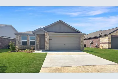 628 Haskell Drive, Aubrey, TX 76227 - Photo 2