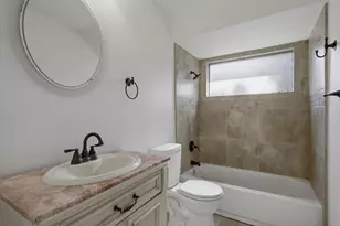 2119 Pueblo Dr, Carrollton, TX 75006 - Photo 4