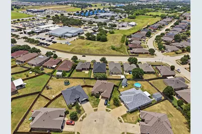 213 Sardius Boulevard, Granbury, TX 76049 - Photo 28