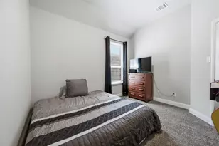 1303 Deer Hollow Dr, Arlington, TX 76002 - Photo 26
