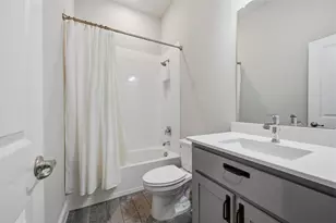 1303 Deer Hollow Dr, Arlington, TX 76002 - Photo 34