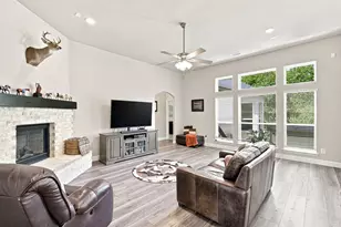 659 Cherry Bark Trl, Waxahachie, TX 75165 - Photo 10