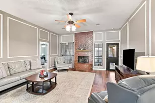 1635 S 5th St, Midlothian, TX 76065 - Photo 2