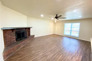1702 Pilot Way, Garland, TX 75040 - Photo 2