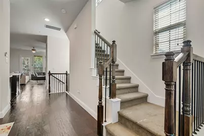 503 W Royal Lane, Irving, TX 75039 - Photo 14