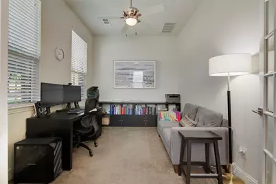 503 W Royal Lane, Irving, TX 75039 - Photo 4