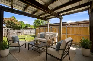 117 Cole St, Garland, TX 75040 - Photo 10