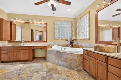 616 Redbud Court, Cedar Hill, TX 75104 - Photo 20