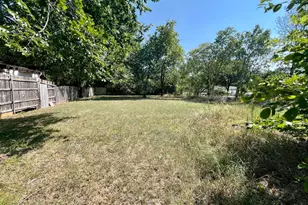 8332 Midland Ln, Dallas, TX 75217 - Photo 12