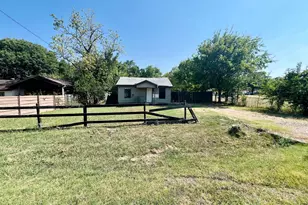 8332 Midland Ln, Dallas, TX 75217 - Photo 10