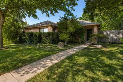 309 Sandlewood Lane, Cedar Hill, TX 75104 - Photo 2