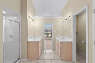 4820 Ashworth Ct, Arlington, TX 76017 - Photo 22